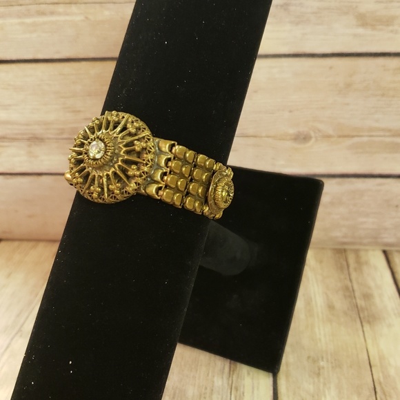 Vtg Gold Tone Metal Bracelet w/Rhinestone - Picture 4 of 5